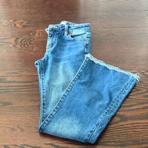 Tractr Distressed Blue Cropped Jeans